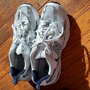 New Balance sneakers Color White and blue